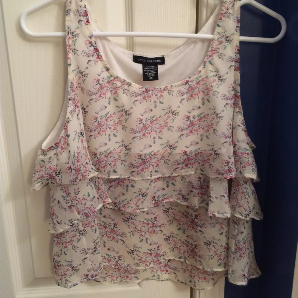 Floral ruffle crop top